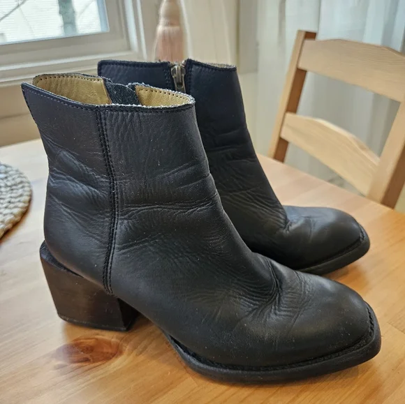 Sutro Clay Leather Ankle Boots Women’s Size 7.5 - Picture 3 of 16